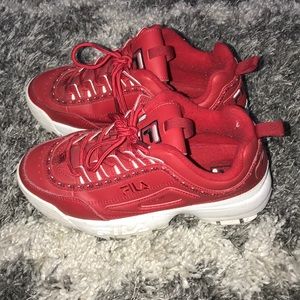 Red fila disrupter 2 premium || size 8 1/2